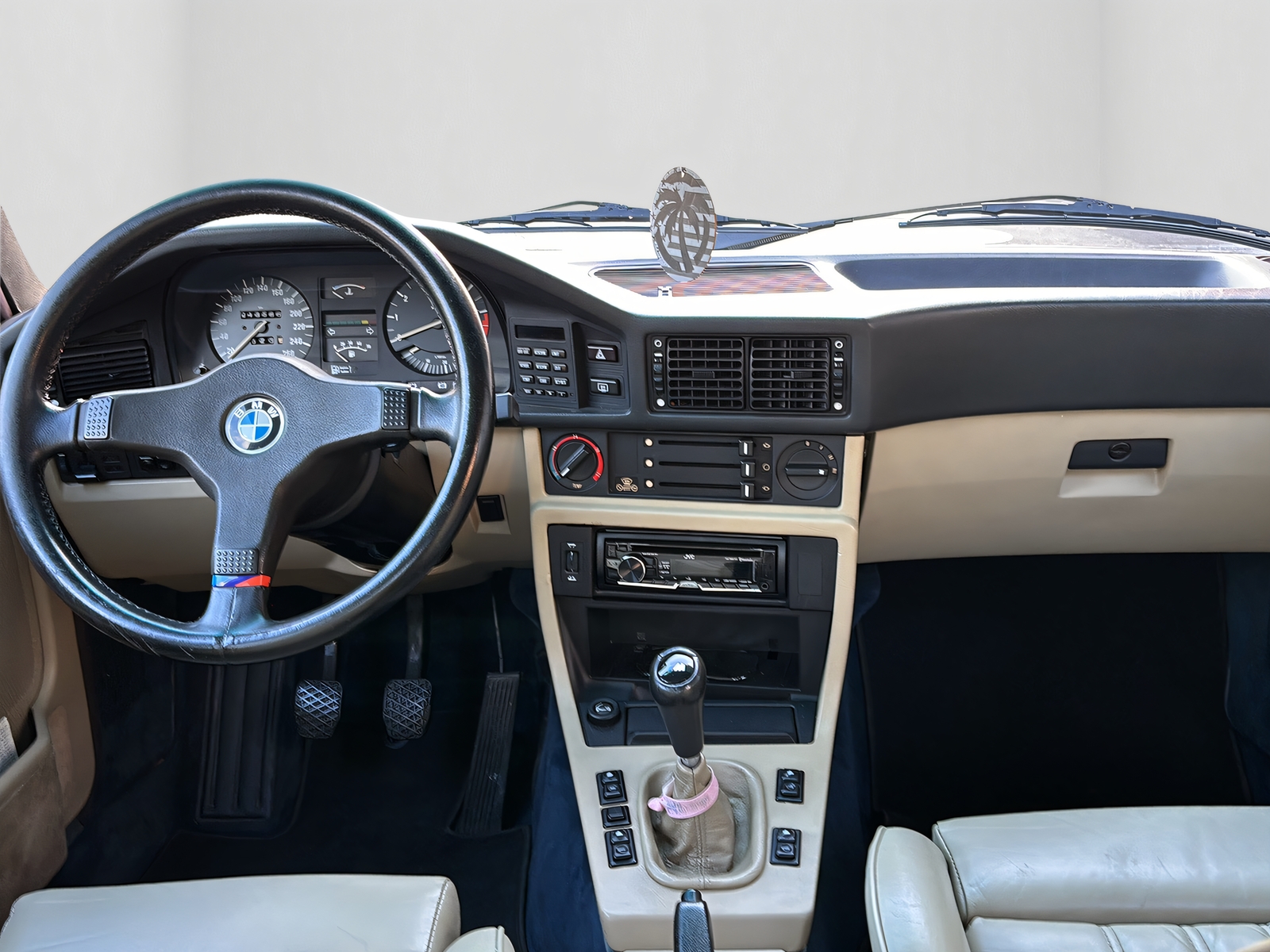 BMW M535i-image-11