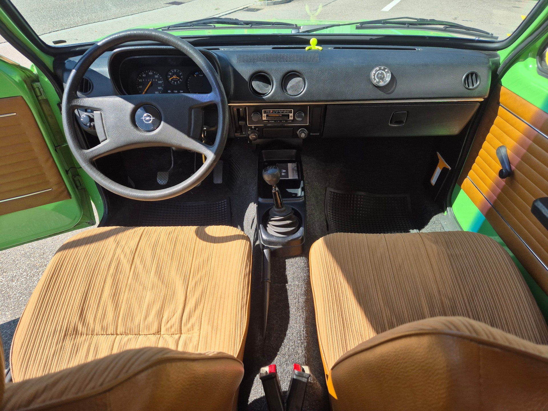 OPEL Kadett C Coupe-image-8
