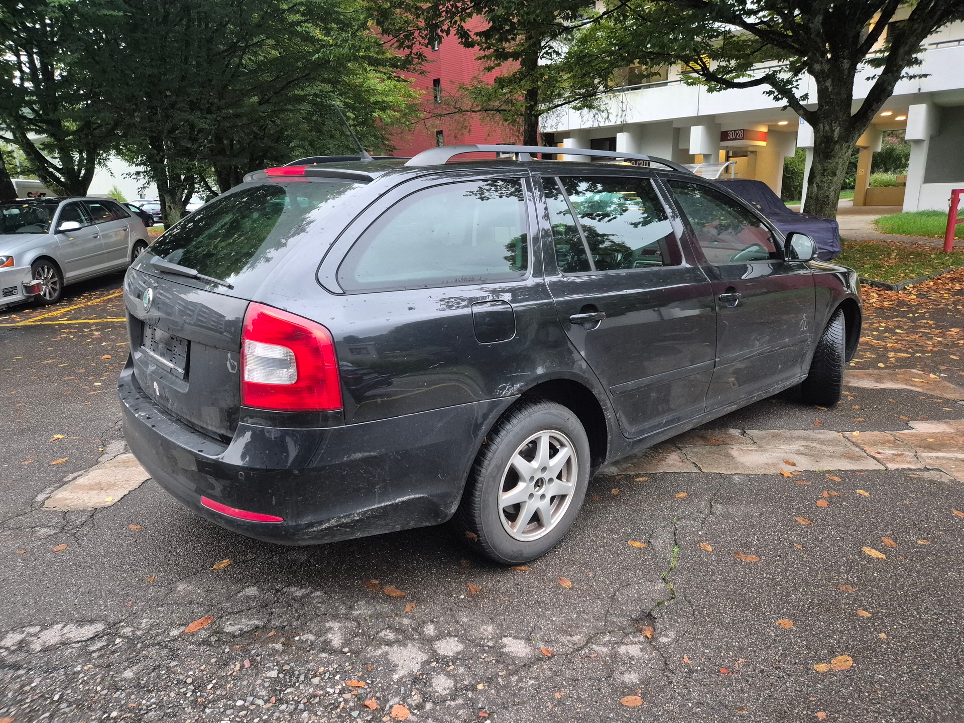SKODA Octavia Combi 1.8 TSI Elegance 4x4-image-6