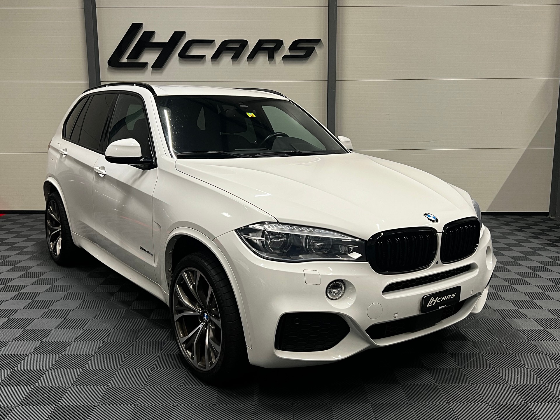 BMW X5 40e xDrive paddles M-Sport-image-5