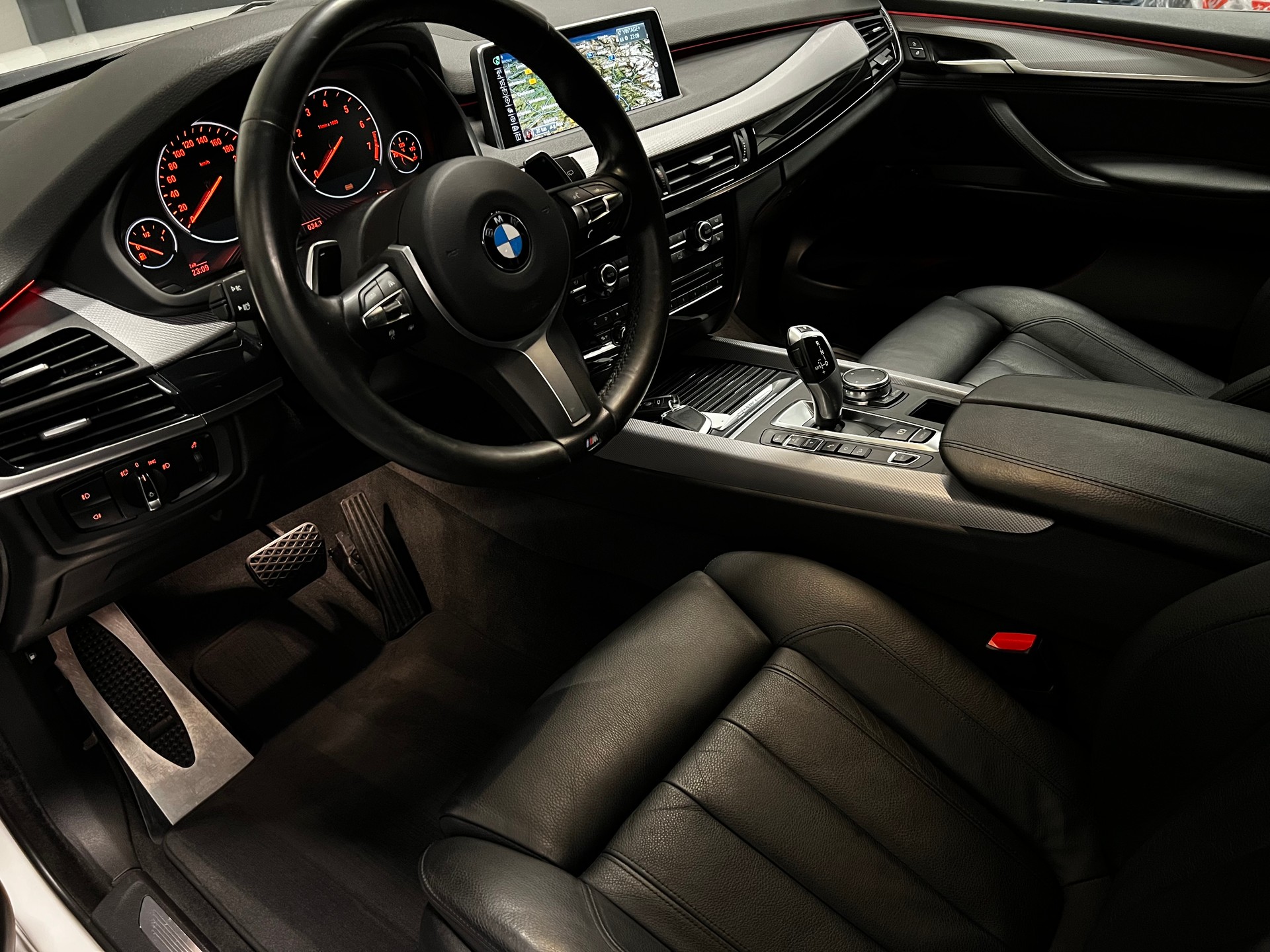 BMW X5 40e xDrive paddles M-Sport-image-8