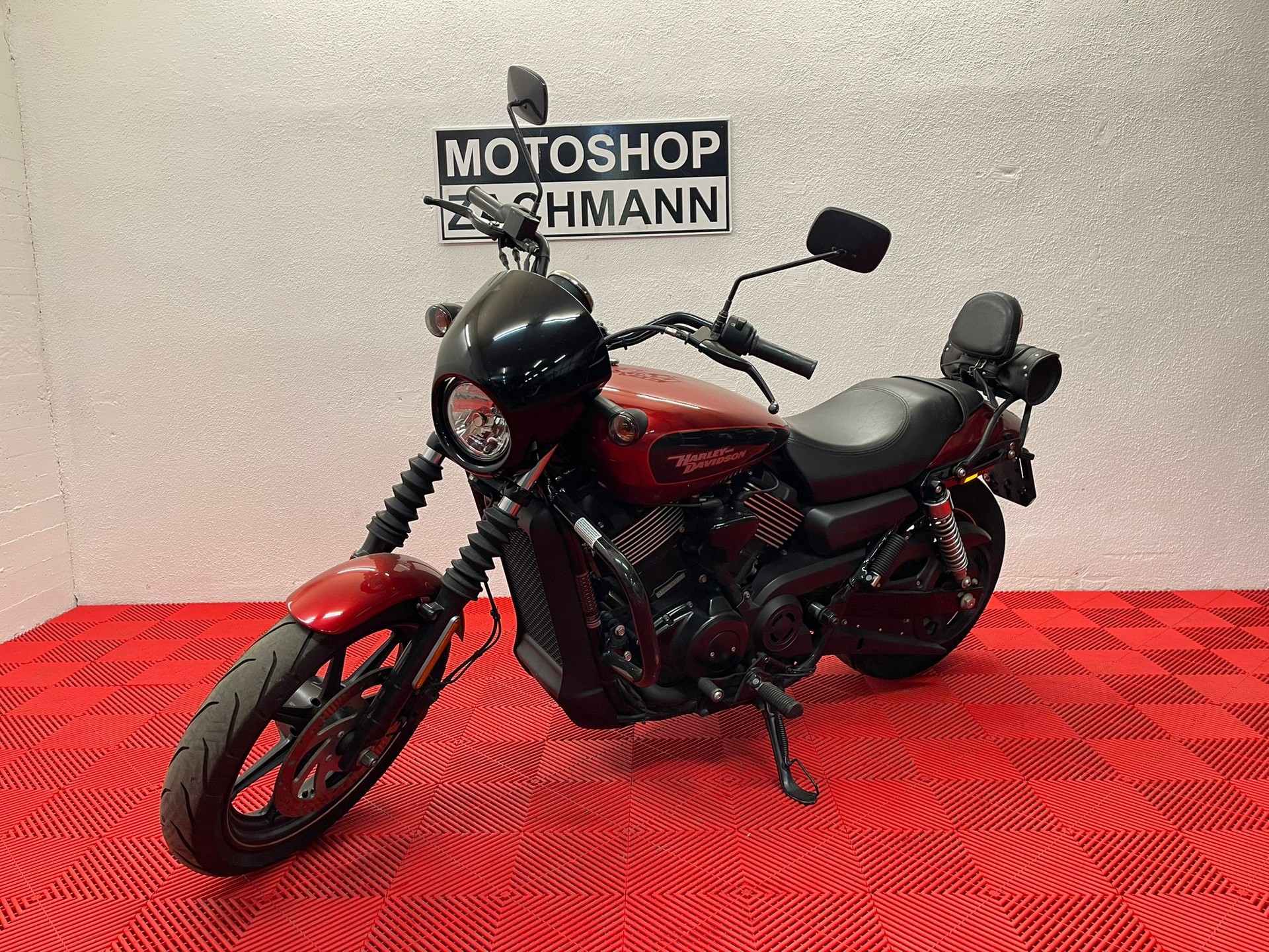 HARLEY-DAVIDSON XG 750 Street (35KW)-showroom-element-2