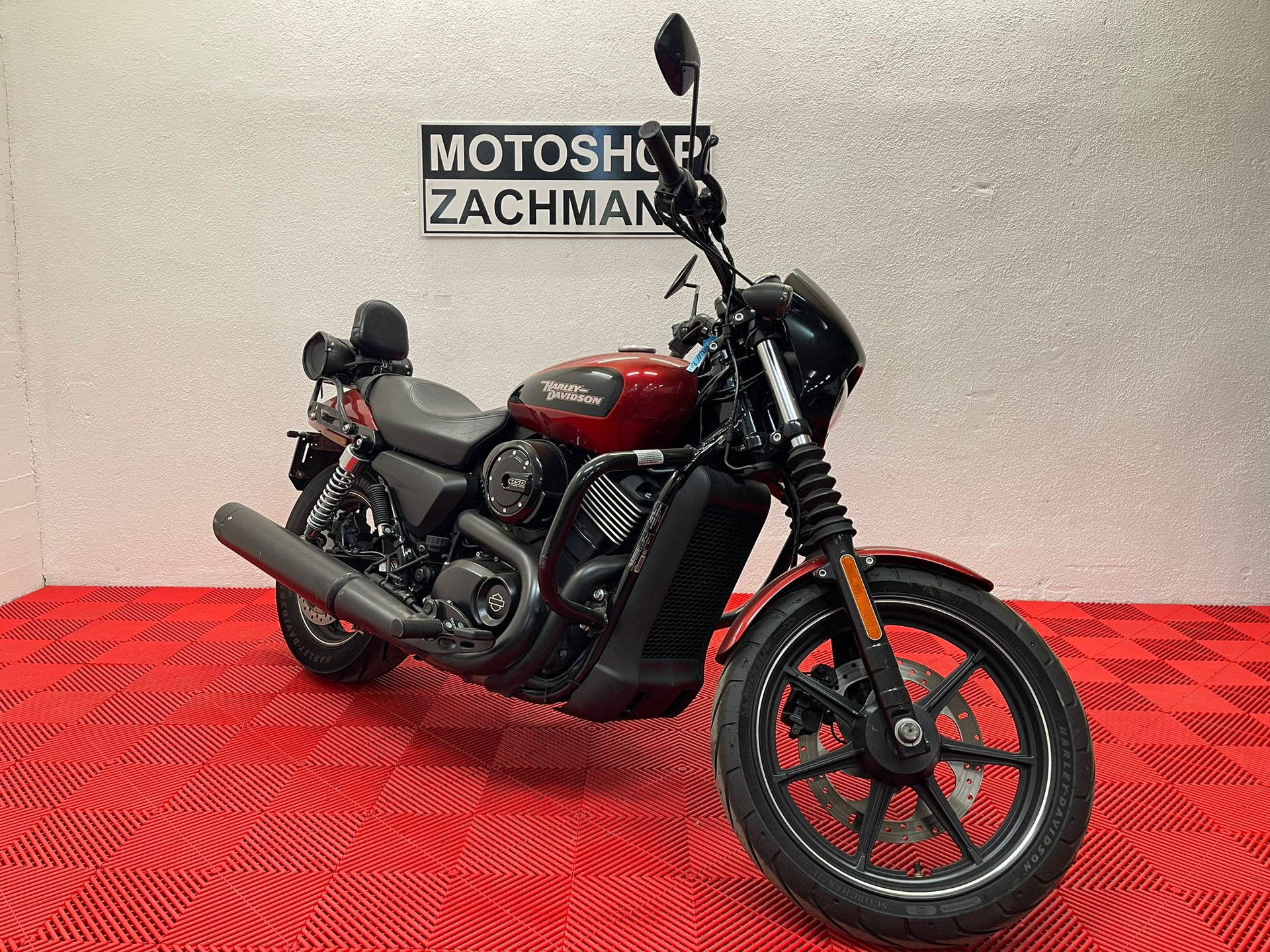 HARLEY-DAVIDSON XG 750 Street (35KW)-showroom-element-1