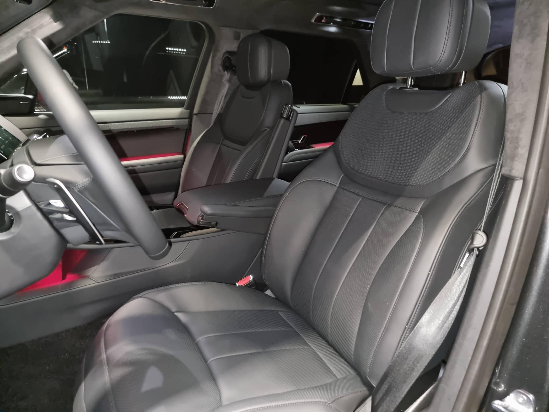 LAND ROVER Range Rover Sport 4.4 V8 Autobiography-image-5