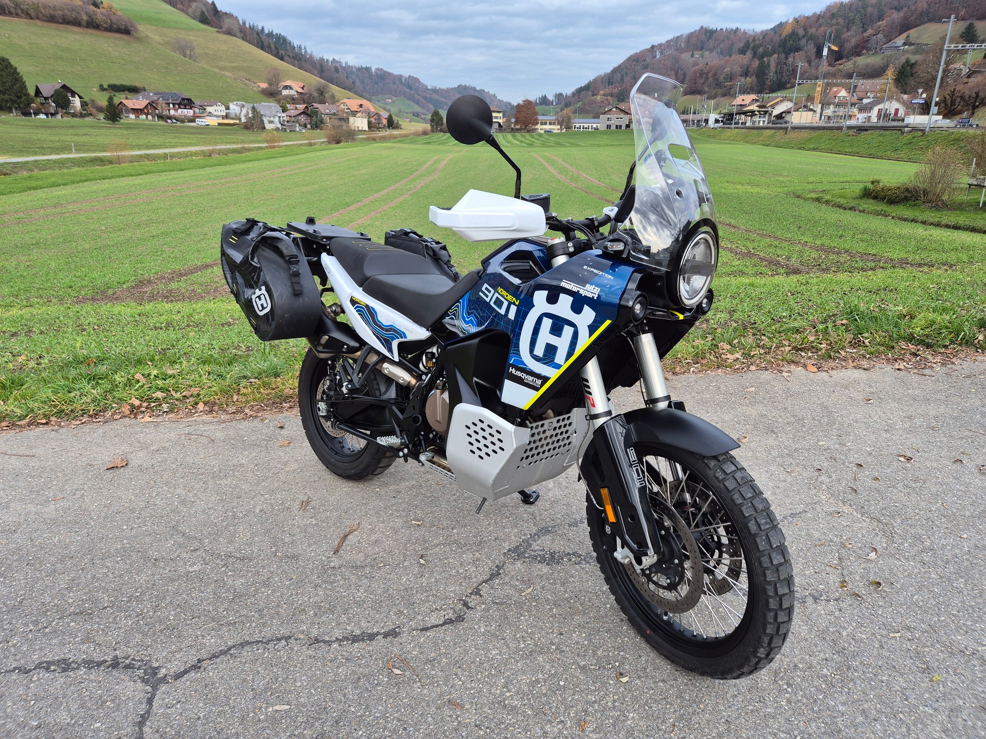HUSQVARNA Norden 901 Expedition