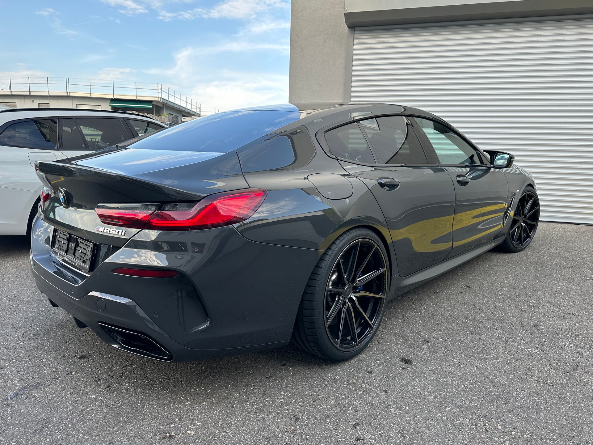 BMW M850i xDrive Steptronic-showroom-element-2