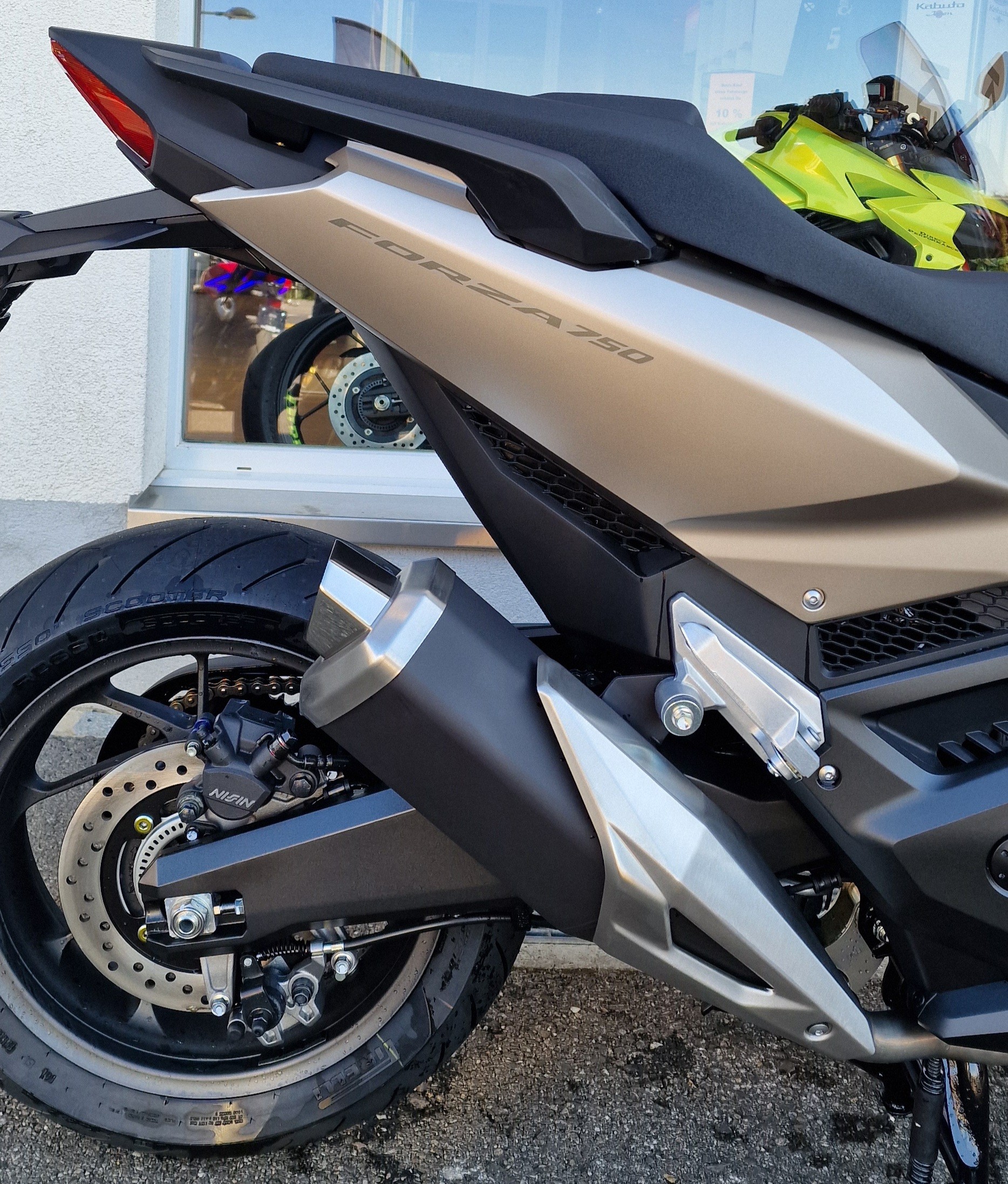 HONDA Honda Forza 750 Modell 2026-showroom-element-3