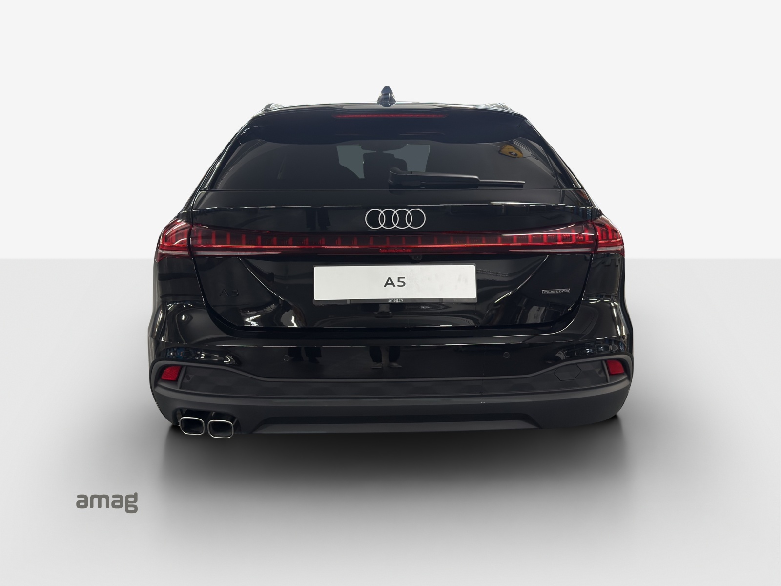 AUDI A5 Avant TDI quattro 150 kW Attraction S tronic-image-3