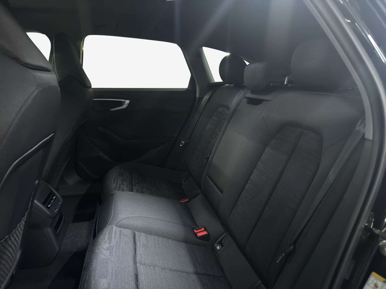 AUDI A5 Avant TDI quattro 150 kW Attraction S tronic-image-10