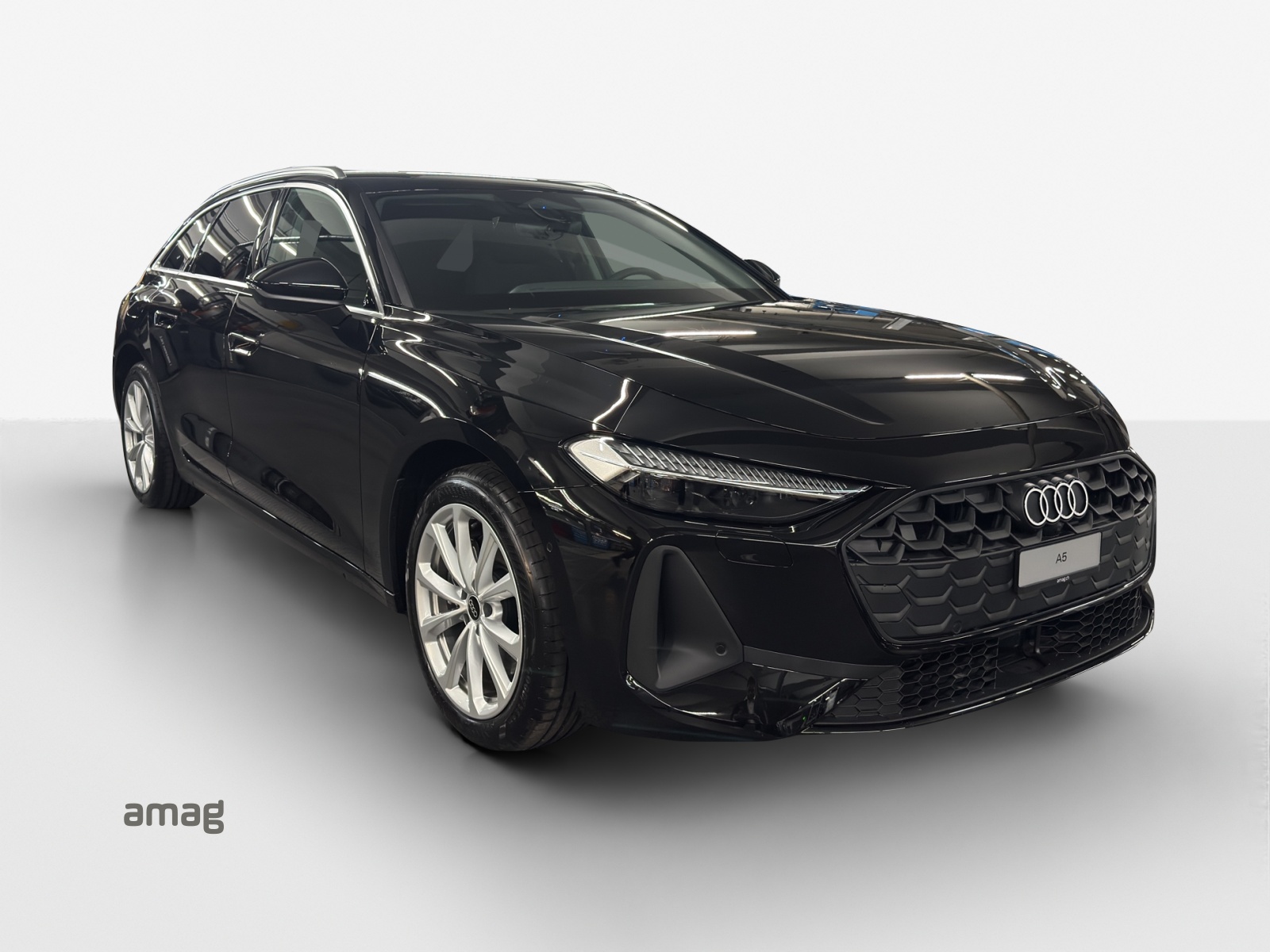 AUDI A5 Avant TDI quattro 150 kW Attraction S tronic-image-5