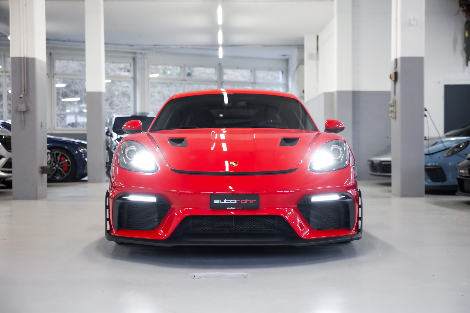 PORSCHE Cayman 718 GT4 RS PDK-showroom-element-1