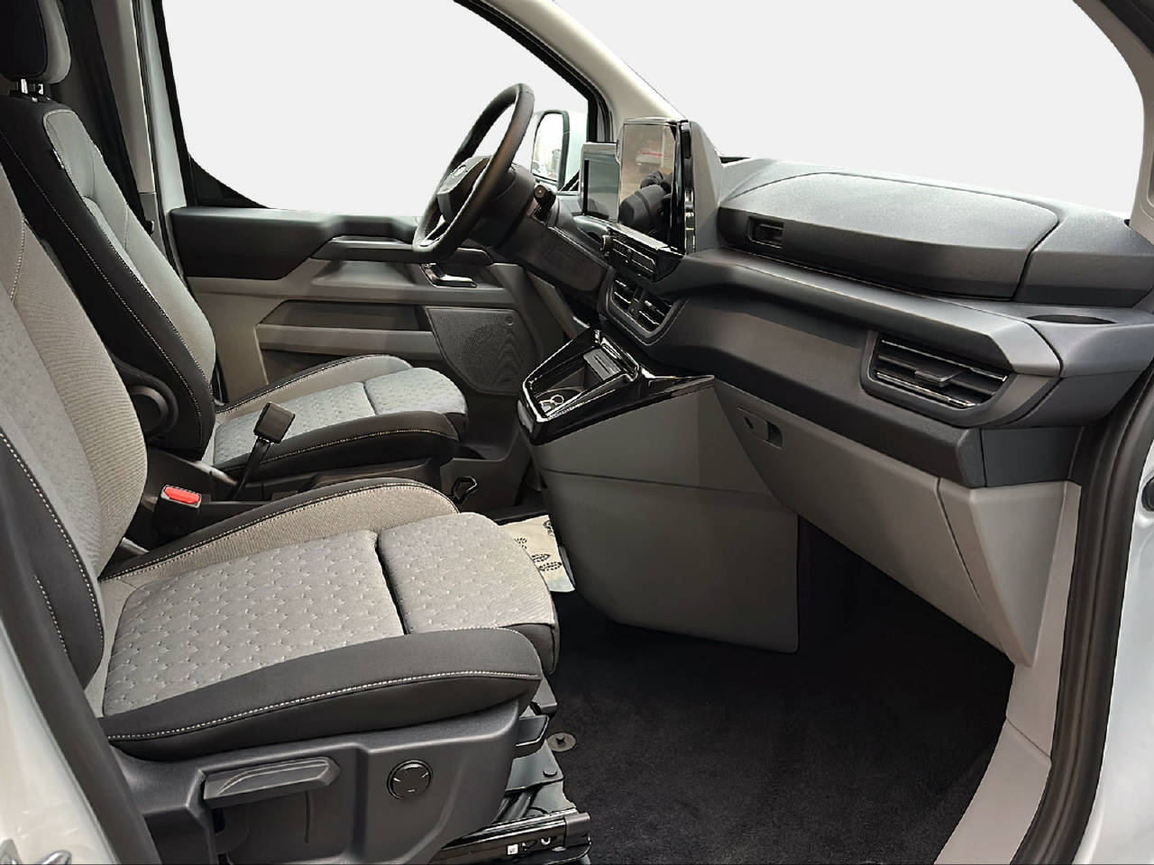 FORD Transit C Nugget 320 L2 2.0 EcoBlue 170 Titanium-image-14