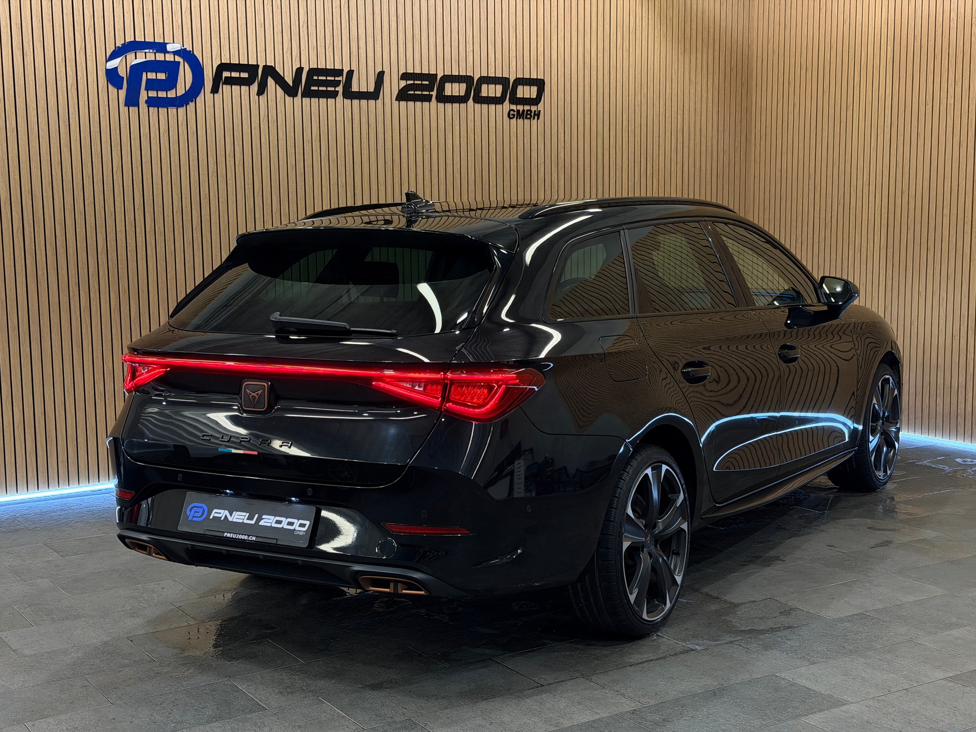 CUPRA LEON ST 1.4 e-HYBRID pHEV DSG-image-2