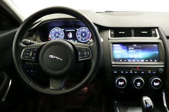 JAGUAR E-Pace 2.0 P200 SE AWD Automatik-image-8