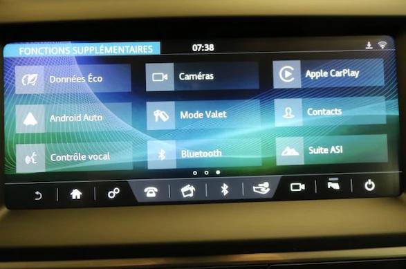 JAGUAR E-Pace 2.0 P200 SE AWD Automatik-image-10