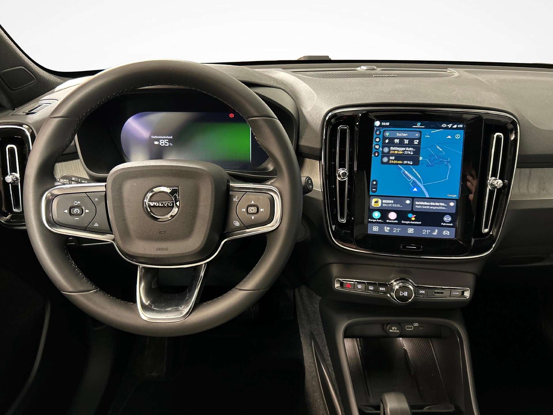 VOLVO EX40 Twin Plus AWD-image-6