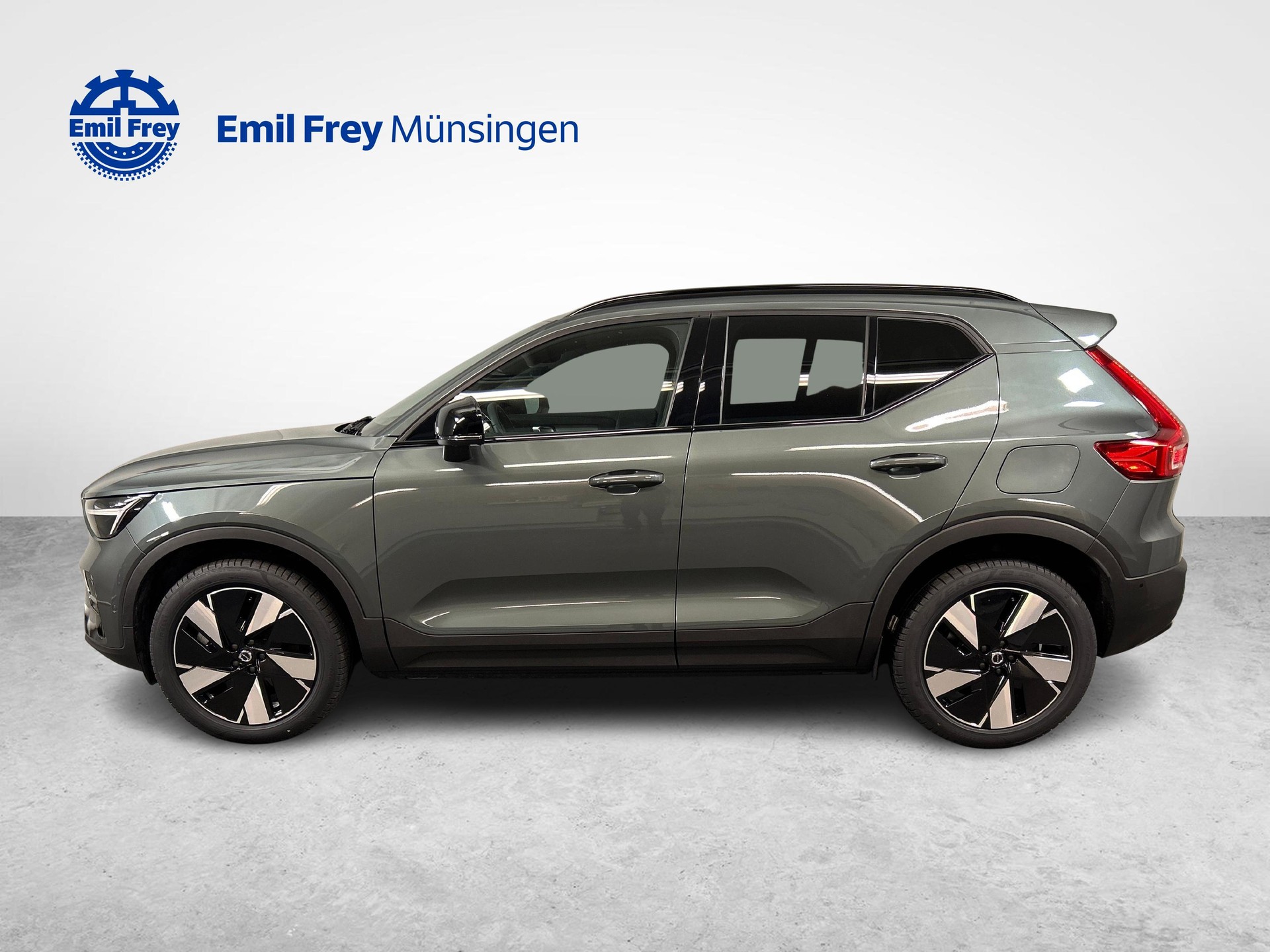 VOLVO EX40 Twin Plus AWD-image-5