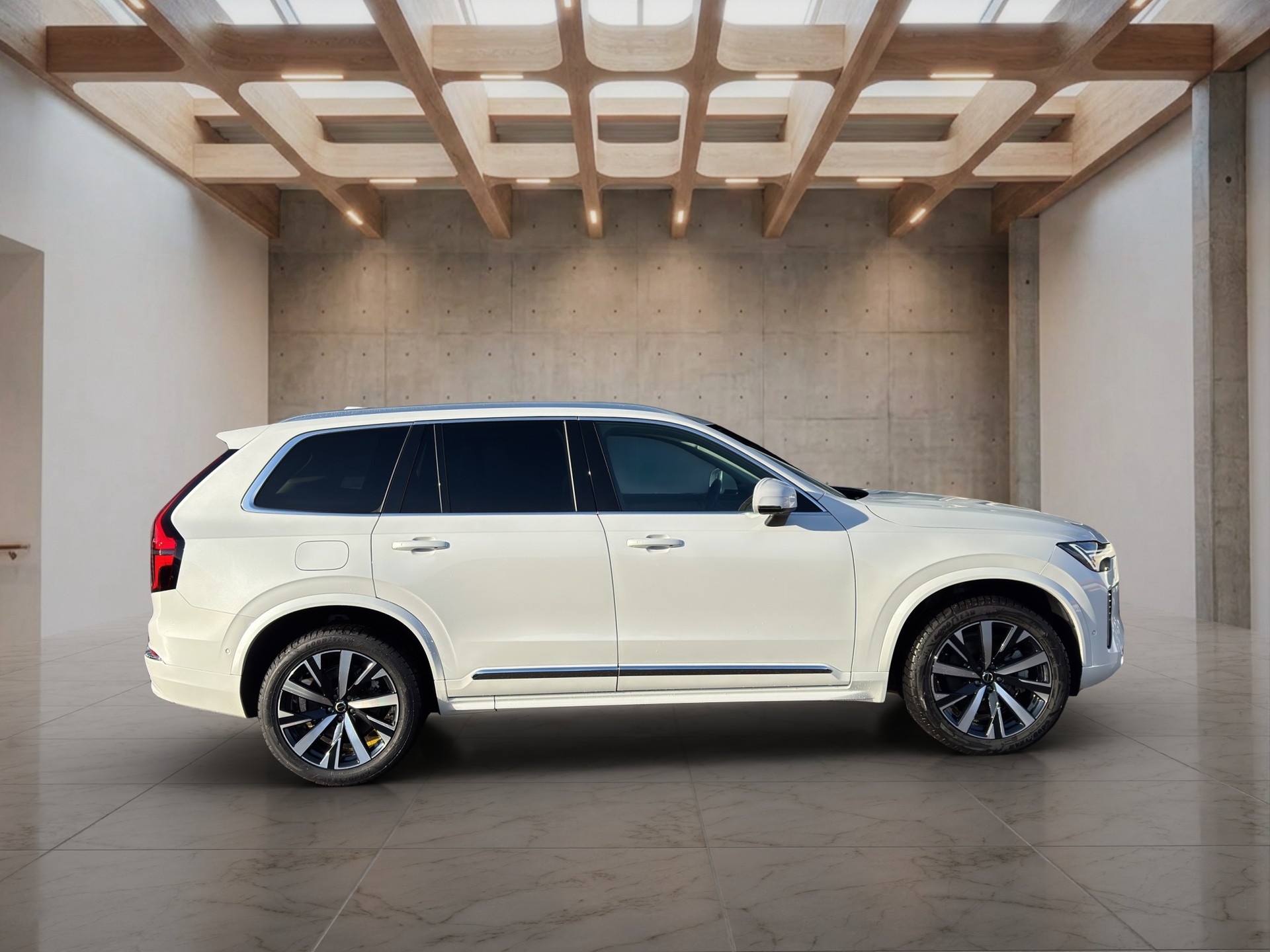 VOLVO XC90 2.0 B5 MH Plus Bright AWD-image-6
