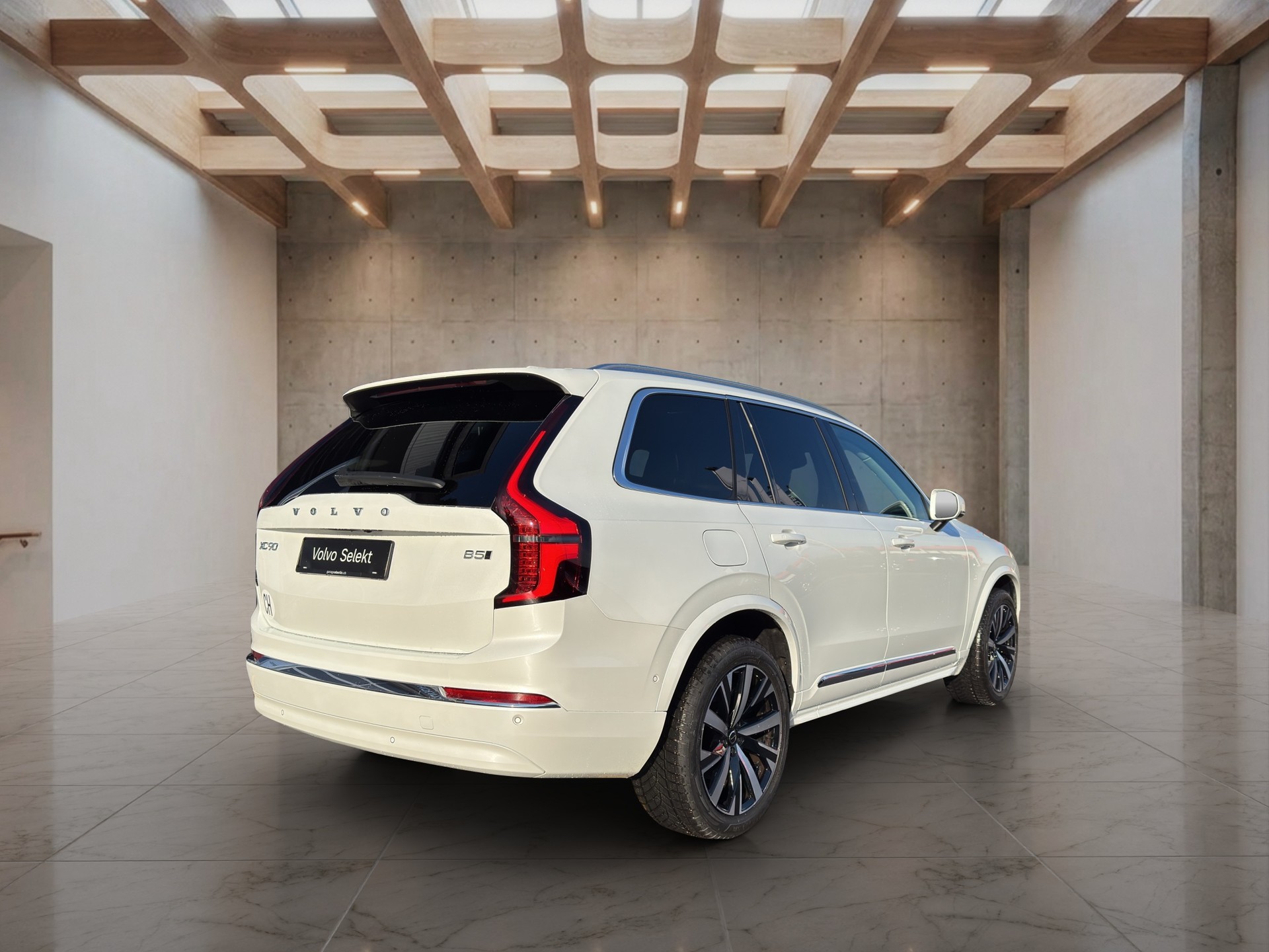 VOLVO XC90 2.0 B5 MH Plus Bright AWD-image-5