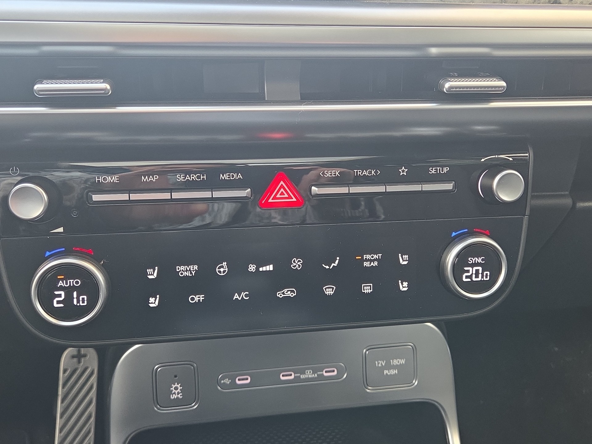 HYUNDAI Ioniq 9 Calligraphy 4WD-image-12