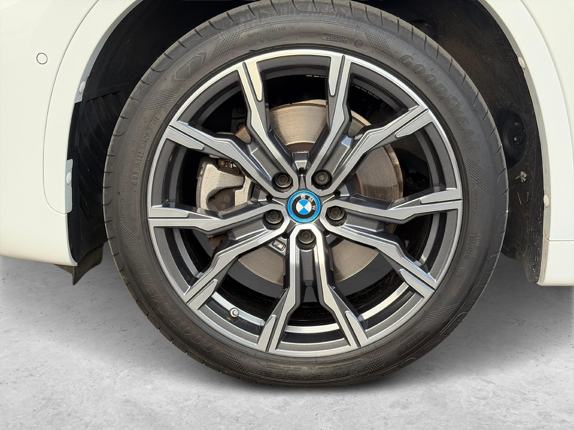 BMW X1 xDrive 25e-image-10