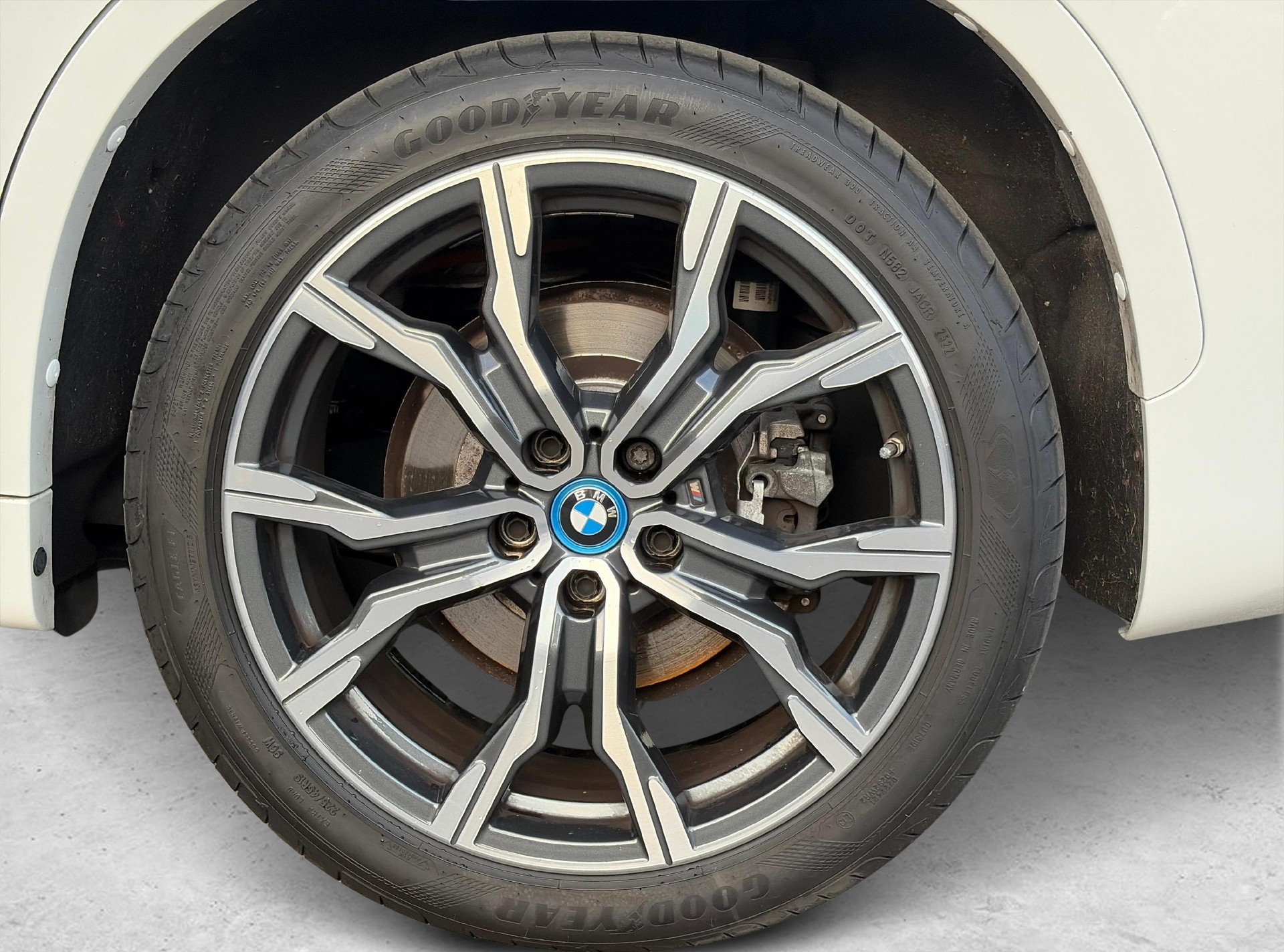 BMW X1 xDrive 25e-image-11