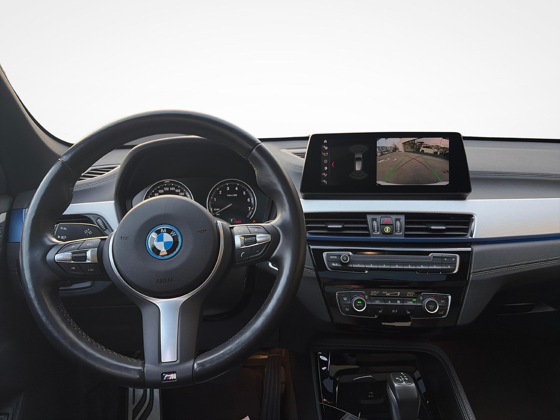 BMW X1 xDrive 25e-image-13