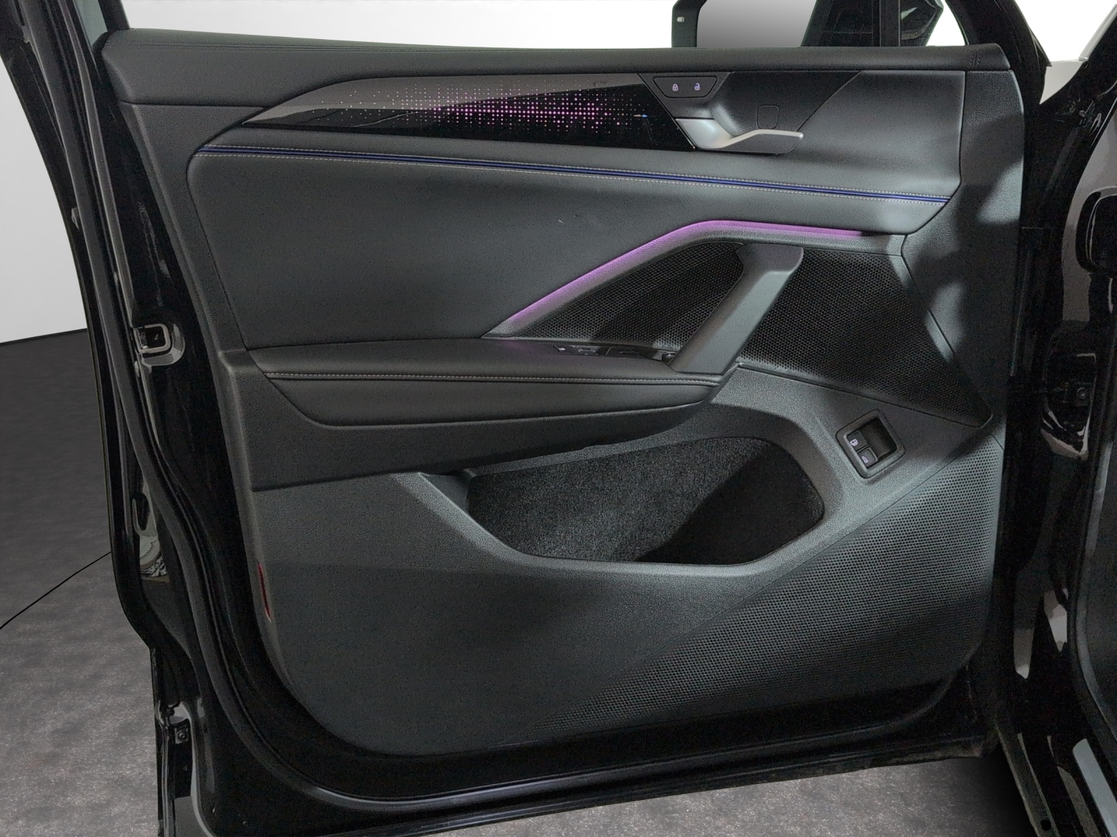 VW Tiguan 1.5 TSI evo2 eHybrid R-Line DSG-image-15