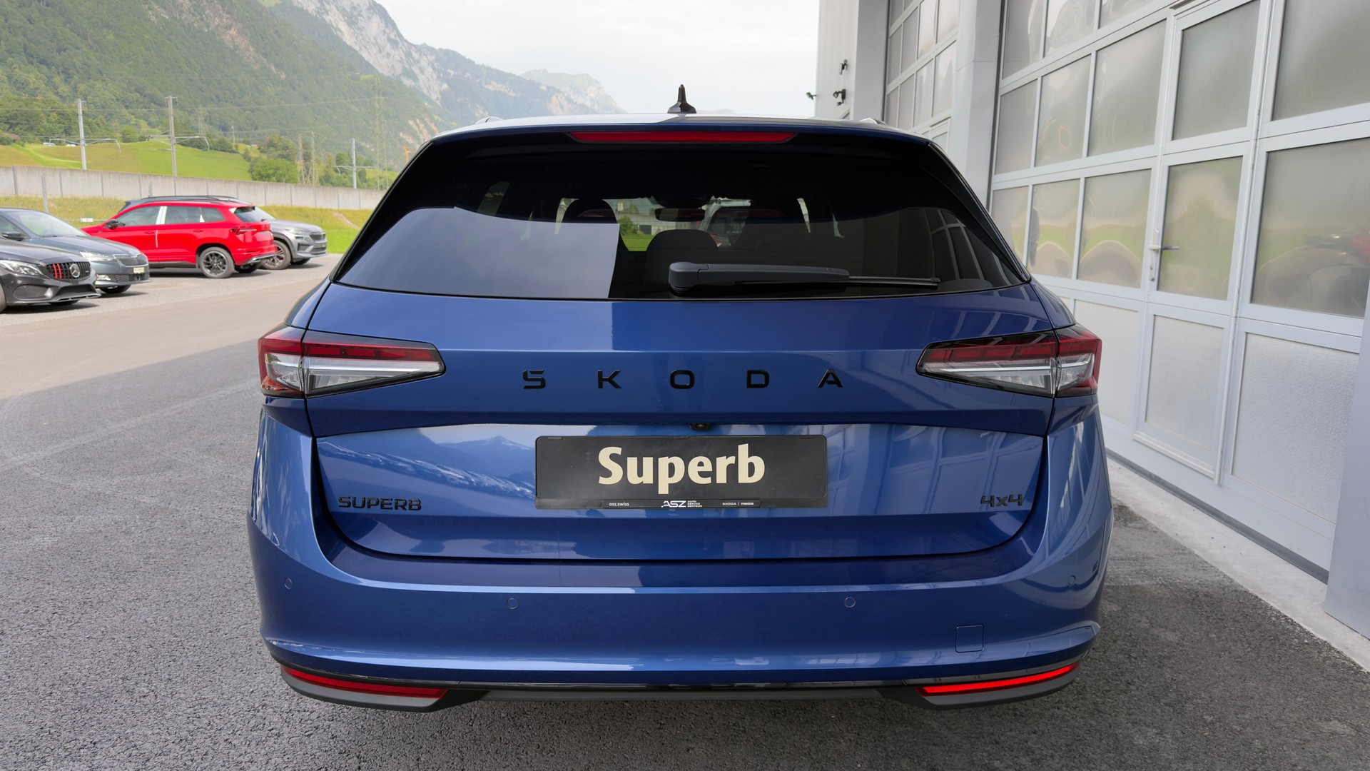 SKODA Sup. SL 2.0 TSI 265PS 7DSG 4x4 2000ccm 265PS/195kW 4 Zylinder TSI Benzin-image-2