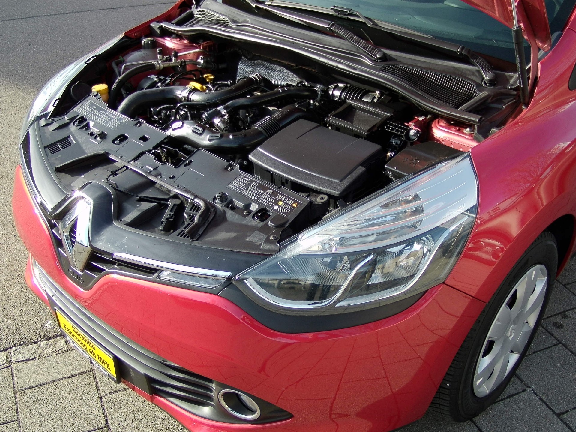 RENAULT Clio 0.9 12V Dynamique-image-5