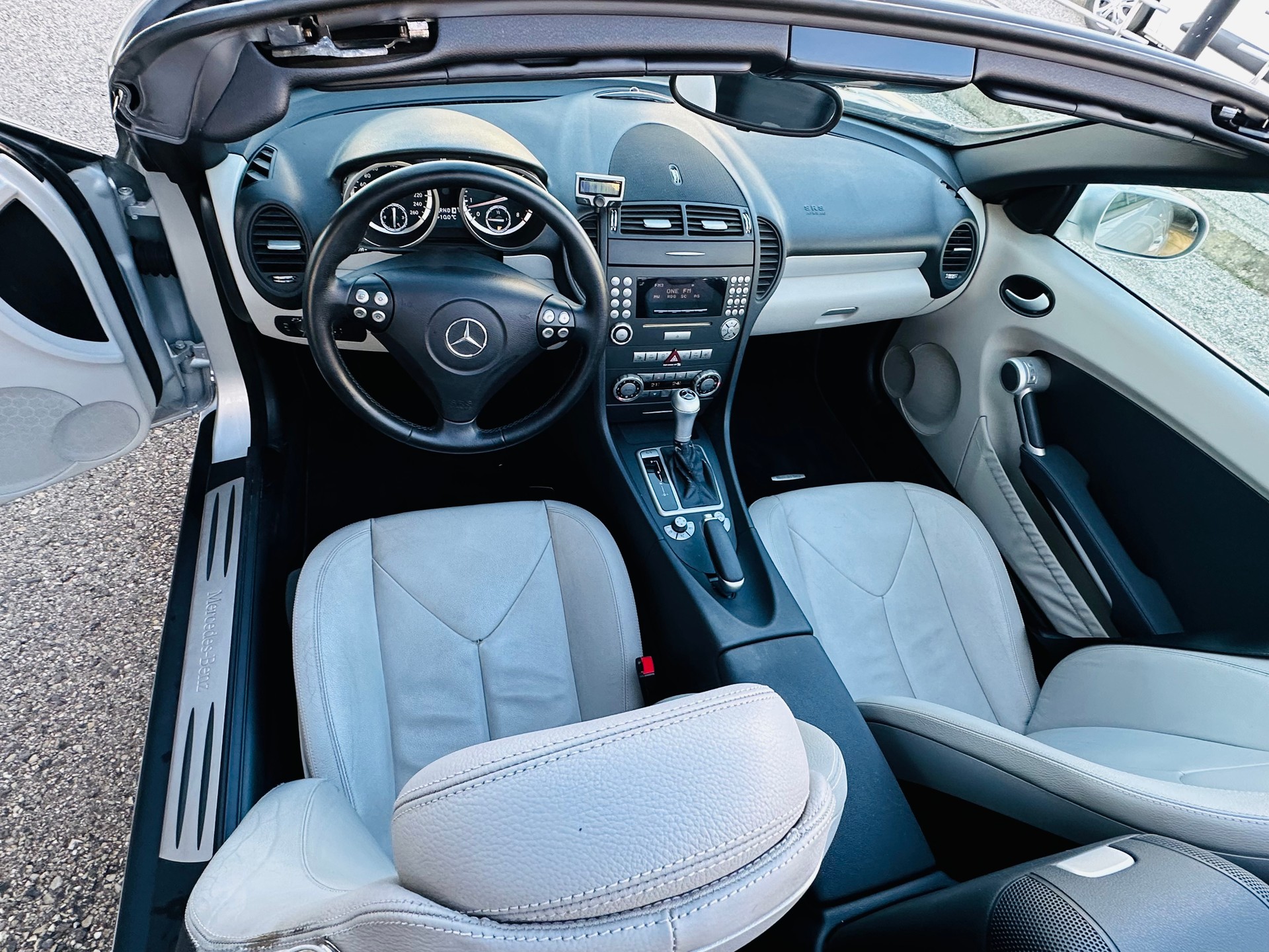 MERCEDES-BENZ SLK 280-image-15