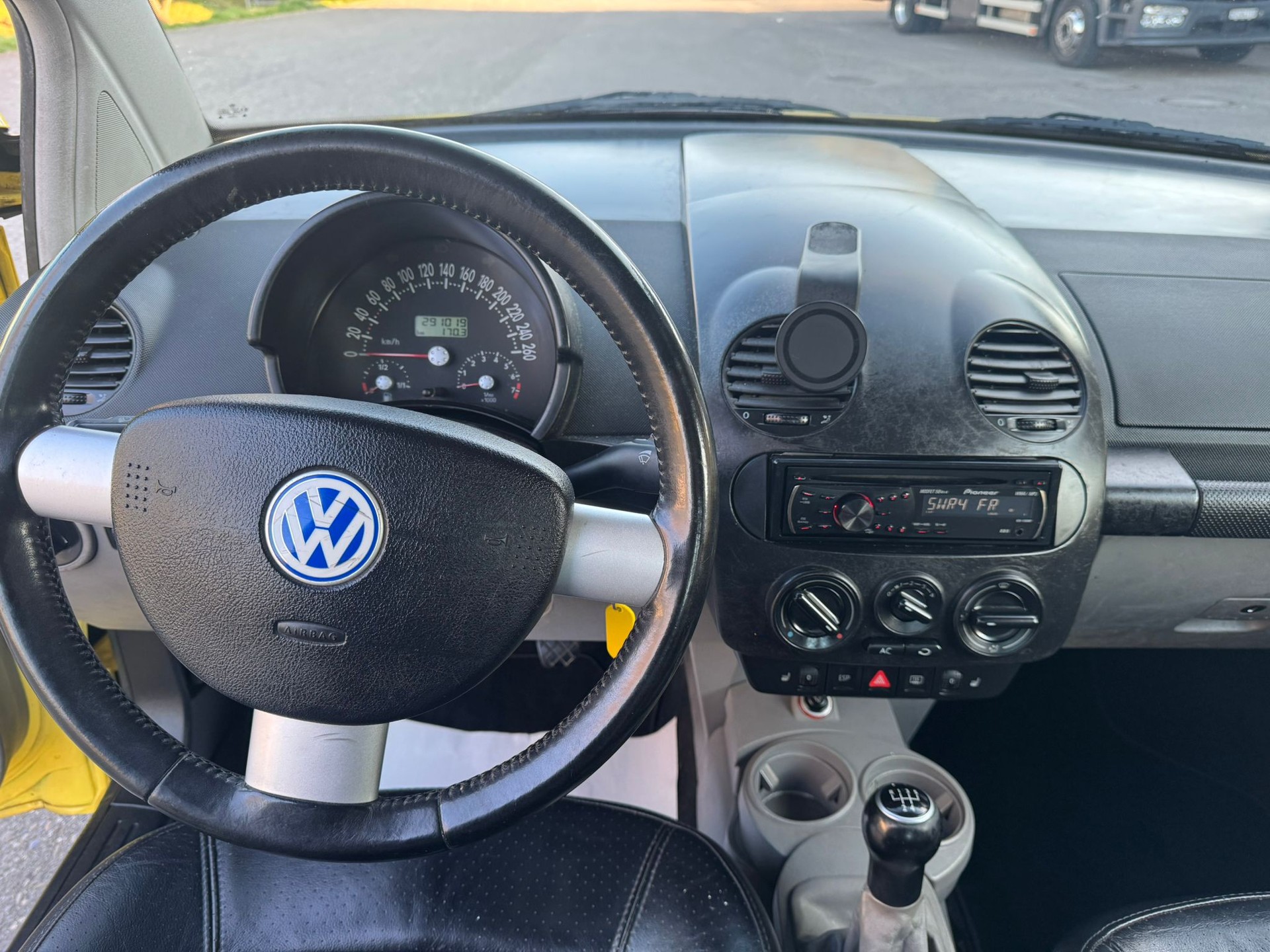 VW Beetle 1.8 T-image-15