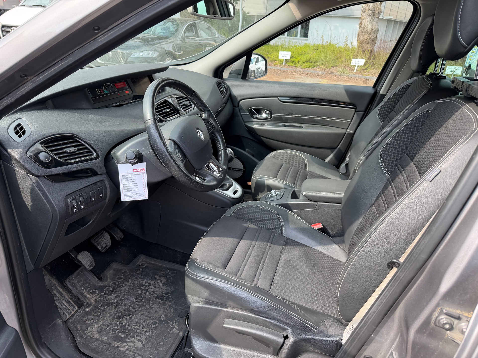 RENAULT Grand Scénic 1.5 dCi Limited-image-11