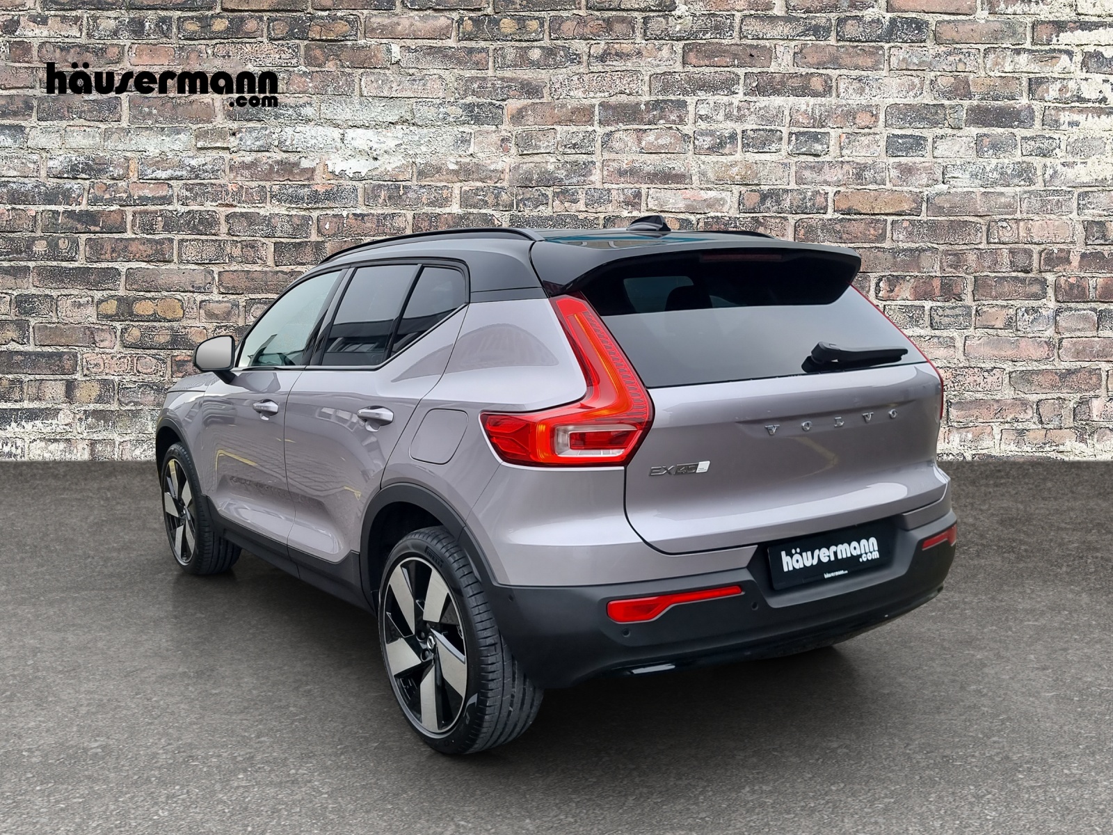 VOLVO EX40 Twin Performance Ultra AWD-image-3