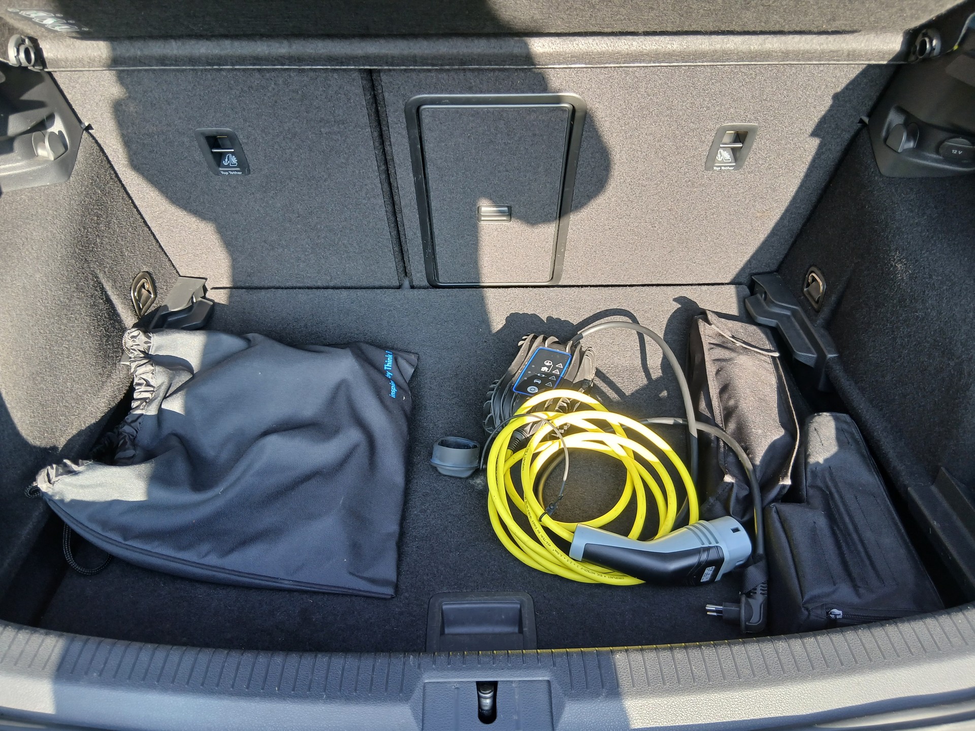 VW e-Golf Voll-Elektro mit CCS-Laden 30 Min. 10-80%-image-13