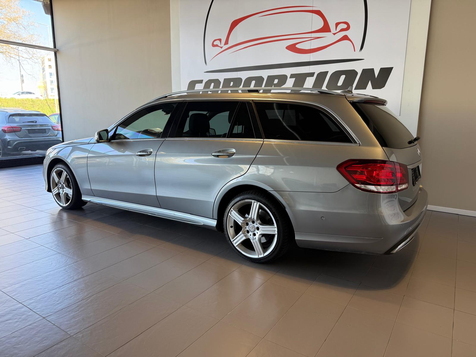 MERCEDES-BENZ E 400 Avantgarde 4Matic 7G-Tronic-image-5