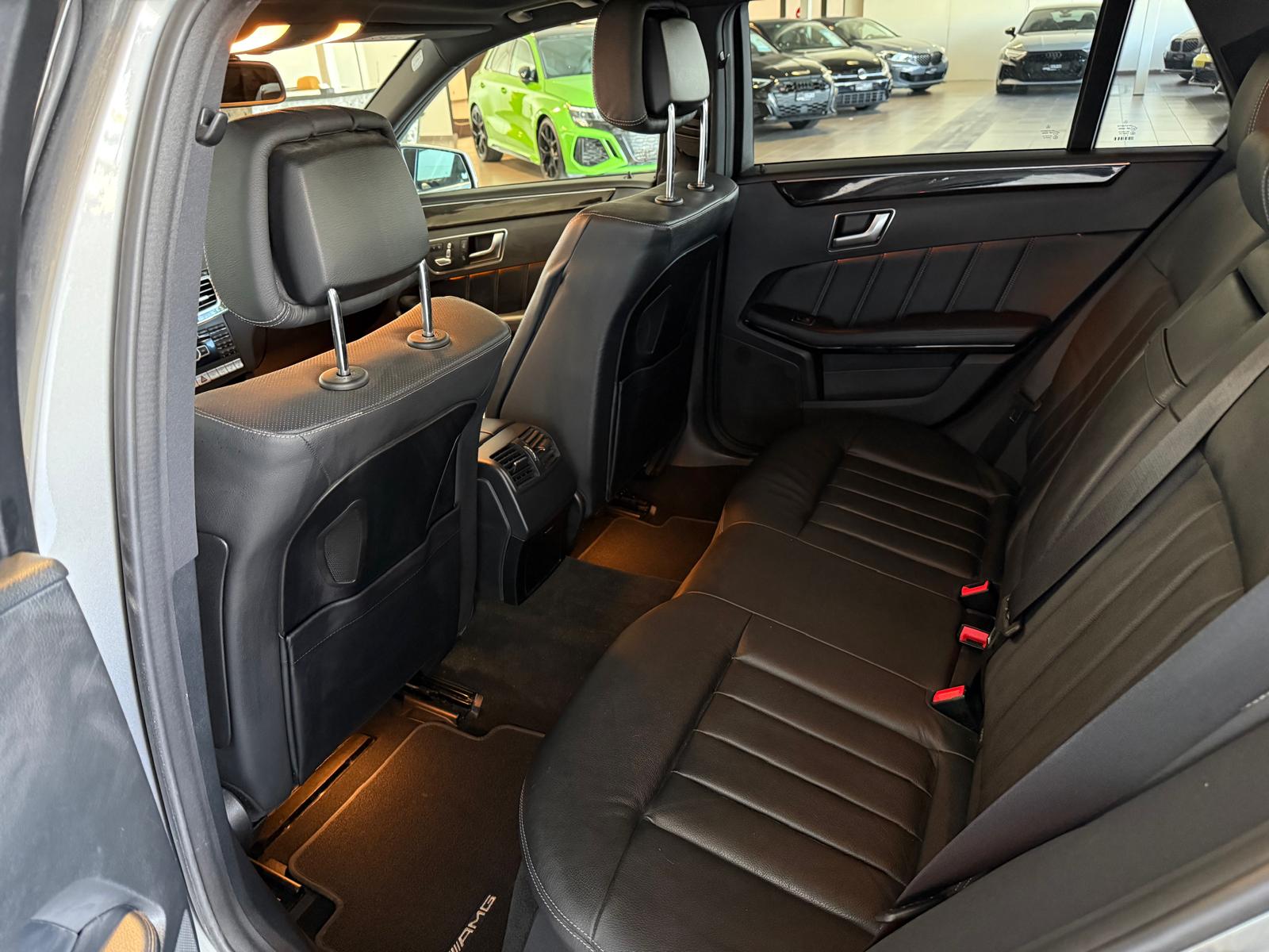 MERCEDES-BENZ E 400 Avantgarde 4Matic 7G-Tronic-image-18
