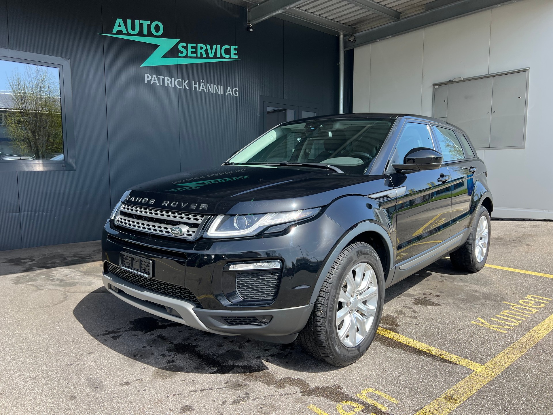 LAND ROVER Range Rover Evoque 2.0 TD4 SE AT9