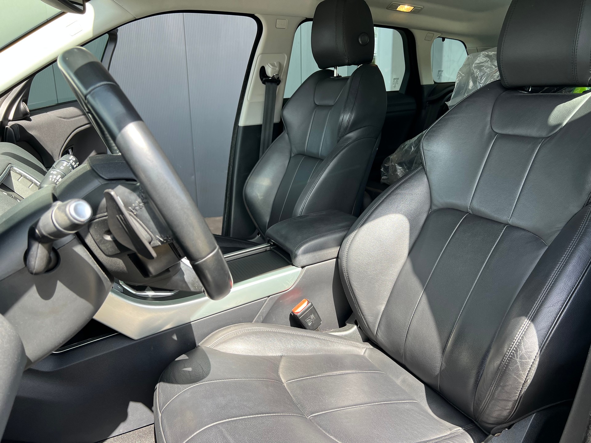 LAND ROVER Range Rover Evoque 2.0 TD4 SE AT9-image-6