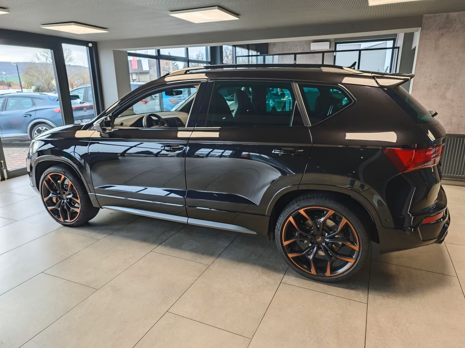 CUPRA Ateca 2.0TSI VZ Edition 4Drive DSG-image-2
