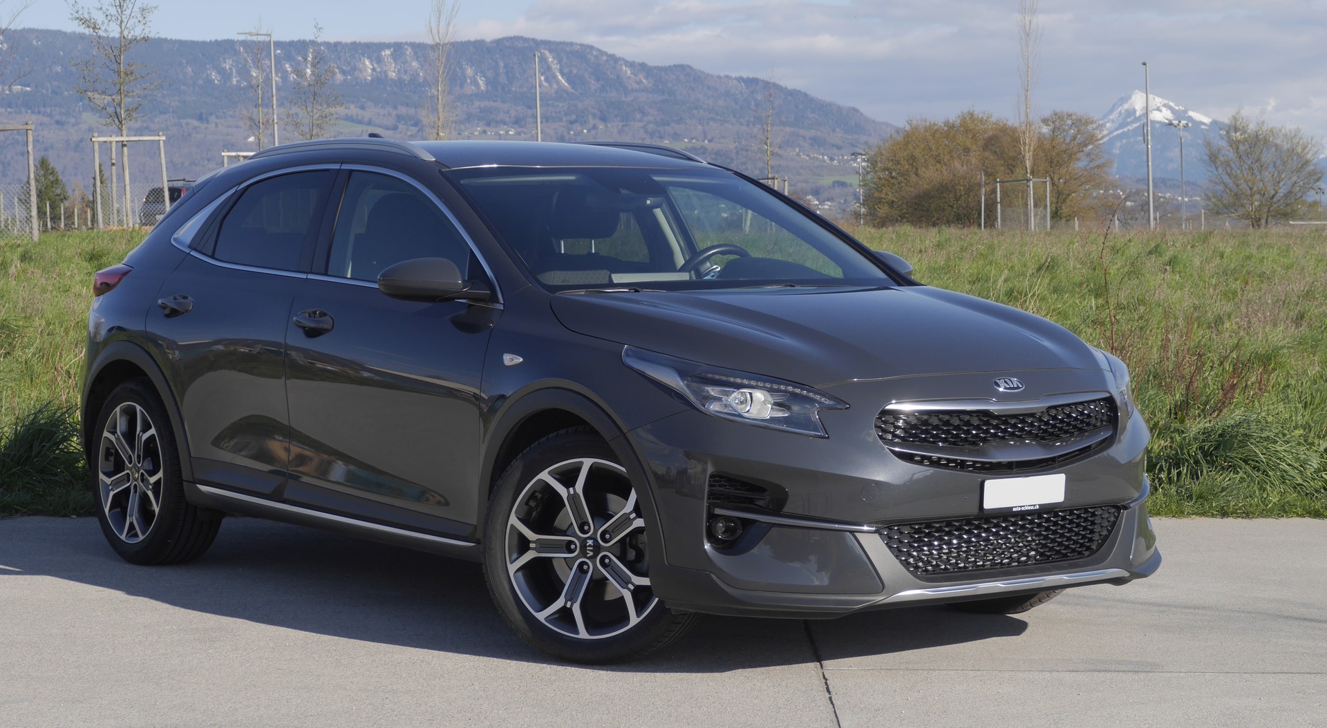 KIA Xceed 1.5 T-GDI DCT Style-image-3