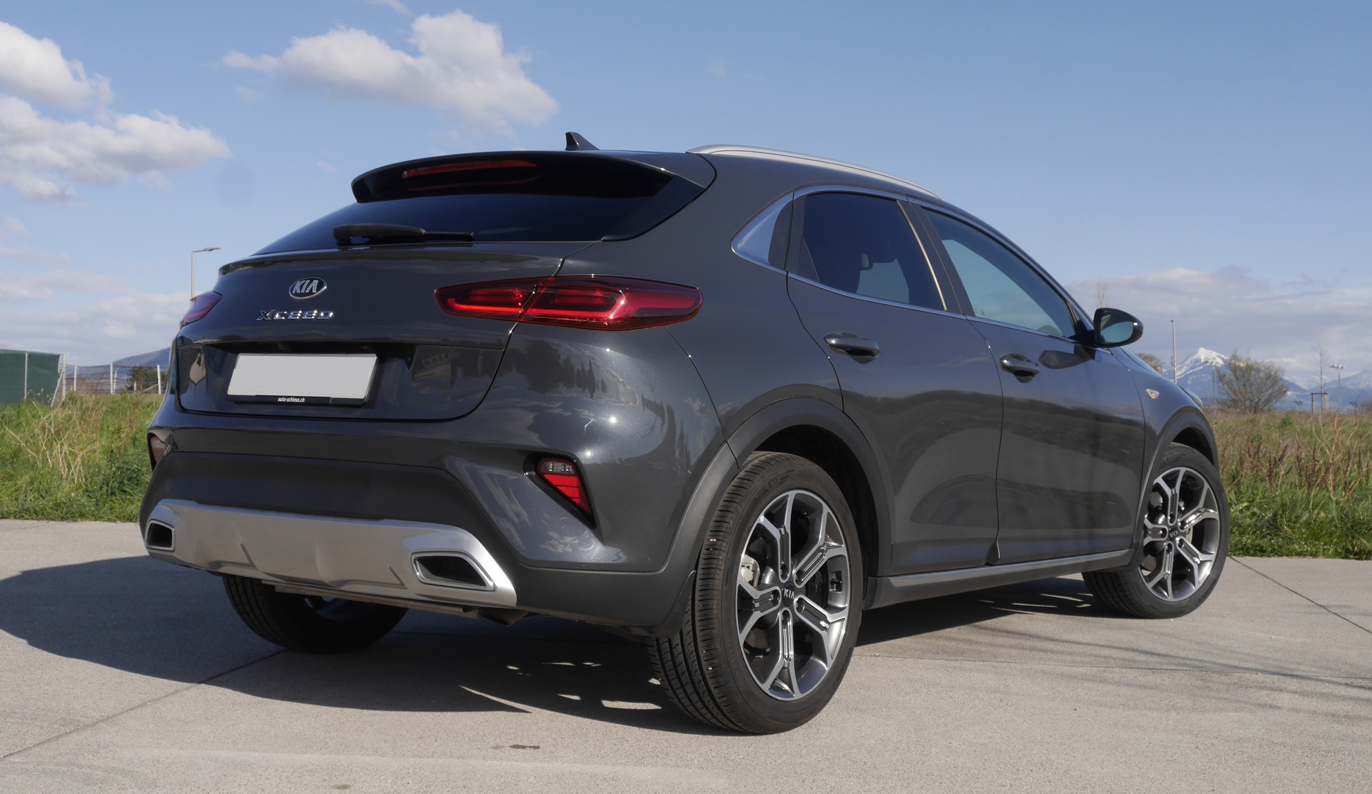 KIA Xceed 1.5 T-GDI DCT Style-image-2