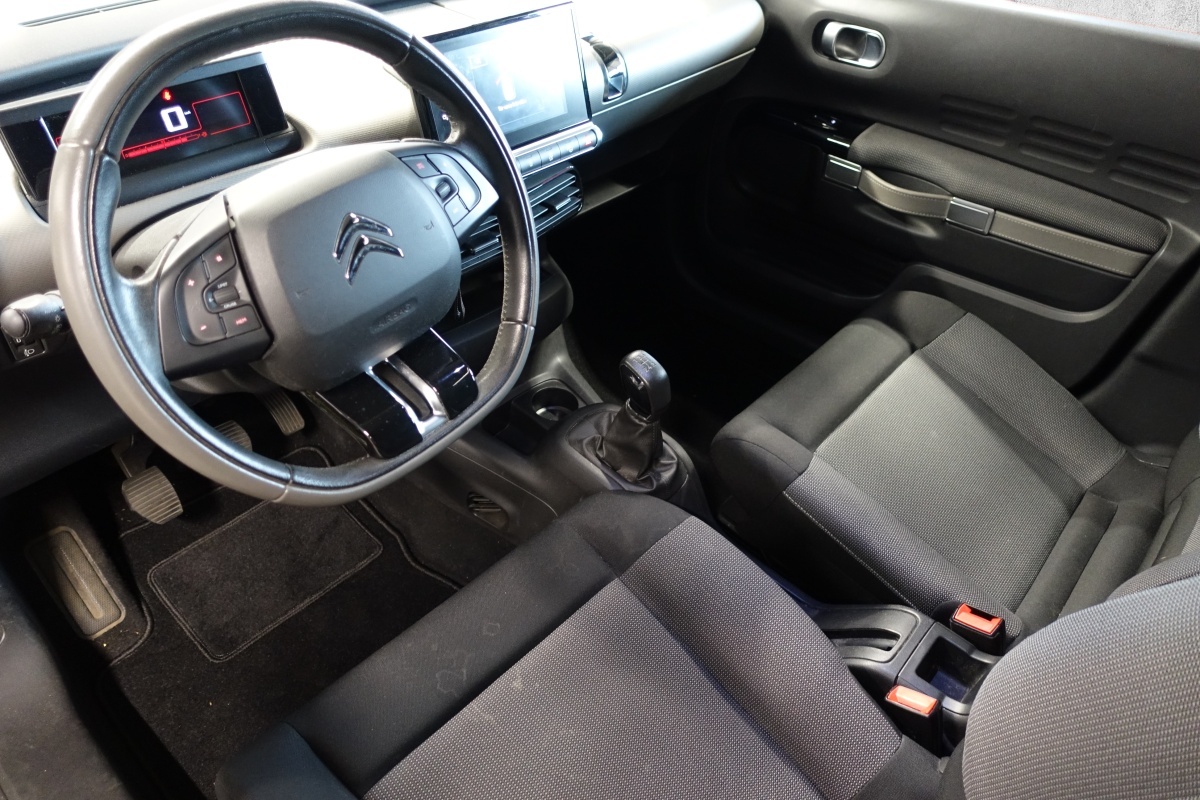 CITROEN C4 Cactus 1.2 e-THP Shine-image-8
