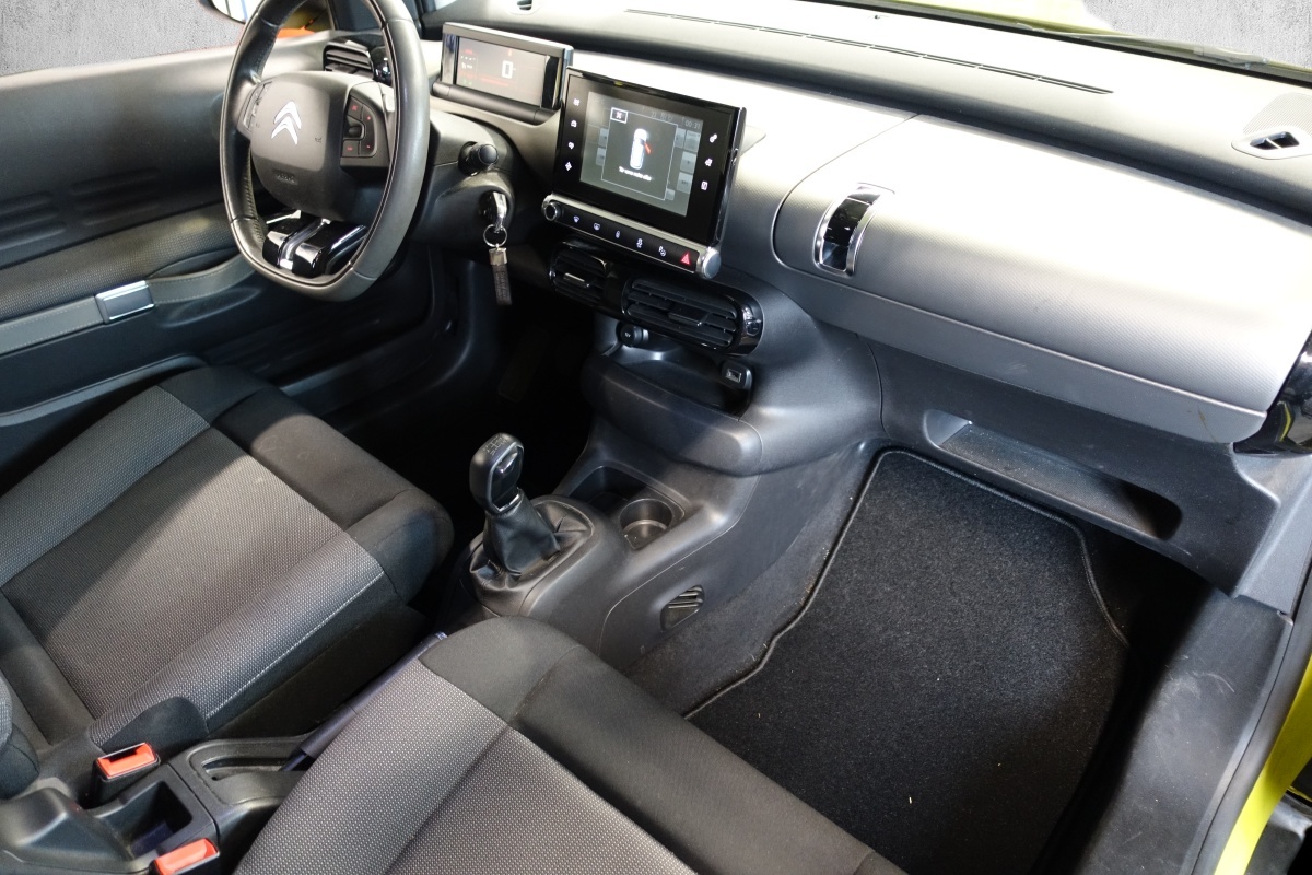 CITROEN C4 Cactus 1.2 e-THP Shine-image-10
