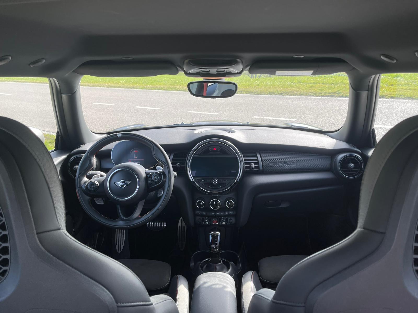 MINI Cooper John Cooper Works GP 3 Steptronic-image-8