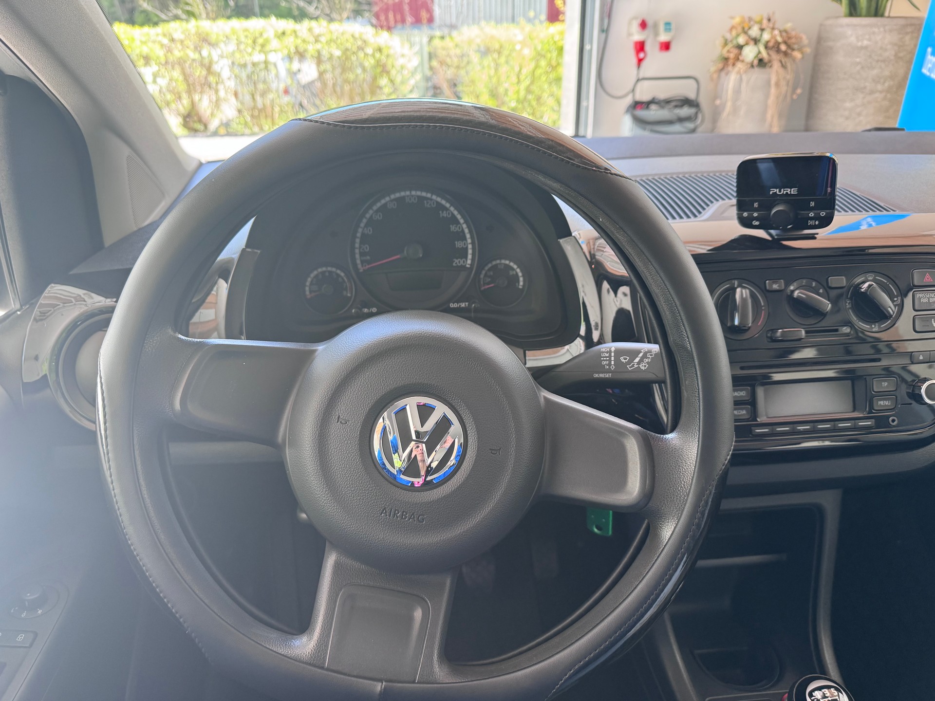 VW Up 1.0 MPI 75 Move-image-6