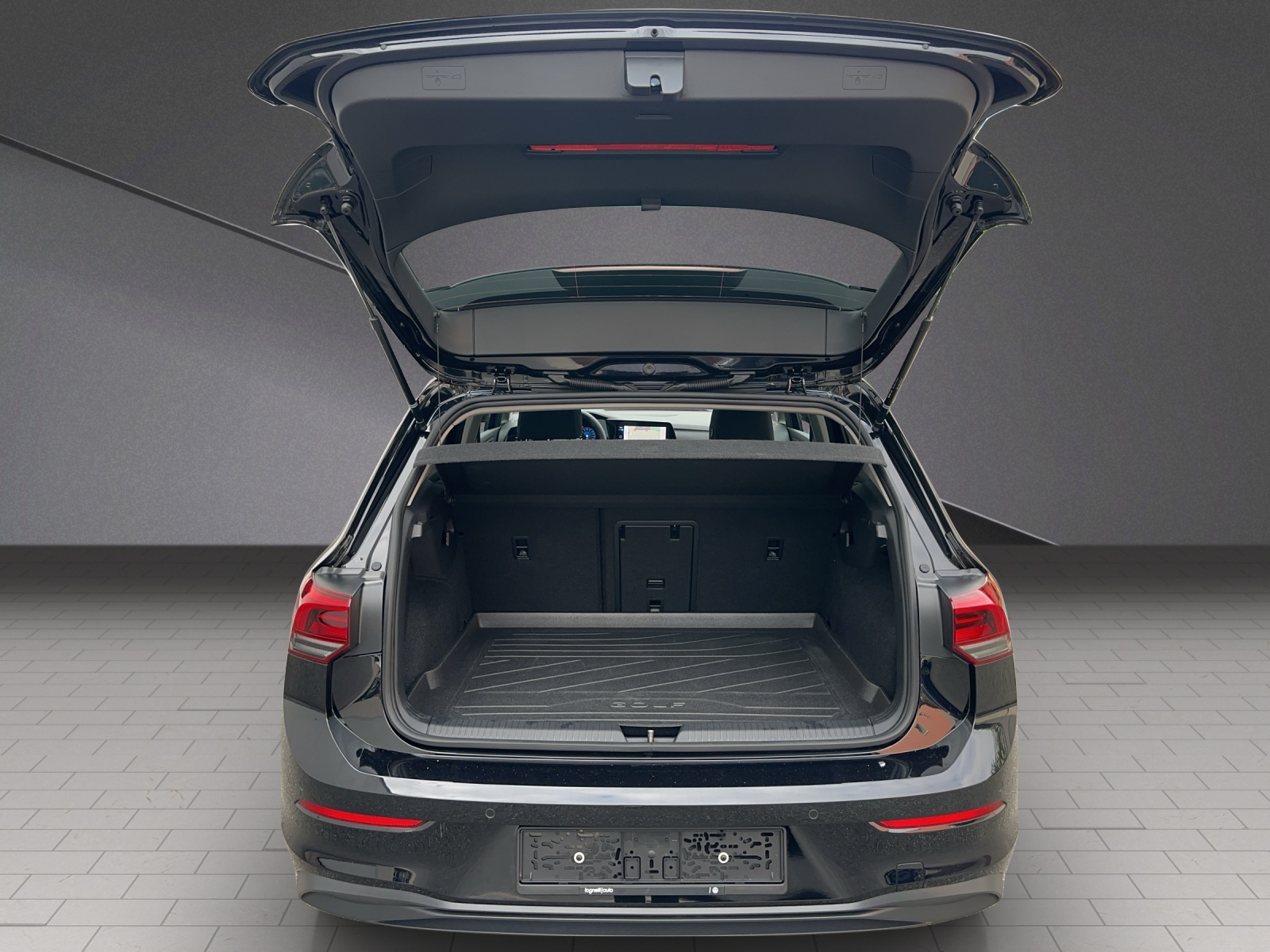 VW Golf 1.0 eTSI mHEV ACTLife DSG-image-9