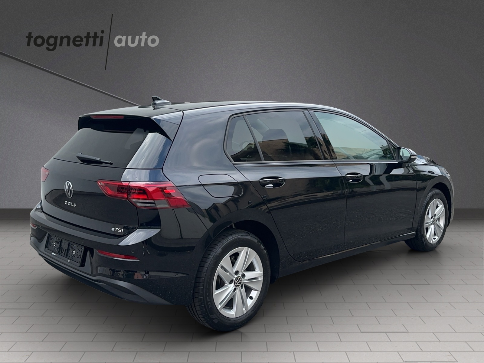 VW Golf 1.0 eTSI mHEV ACTLife DSG-image-3