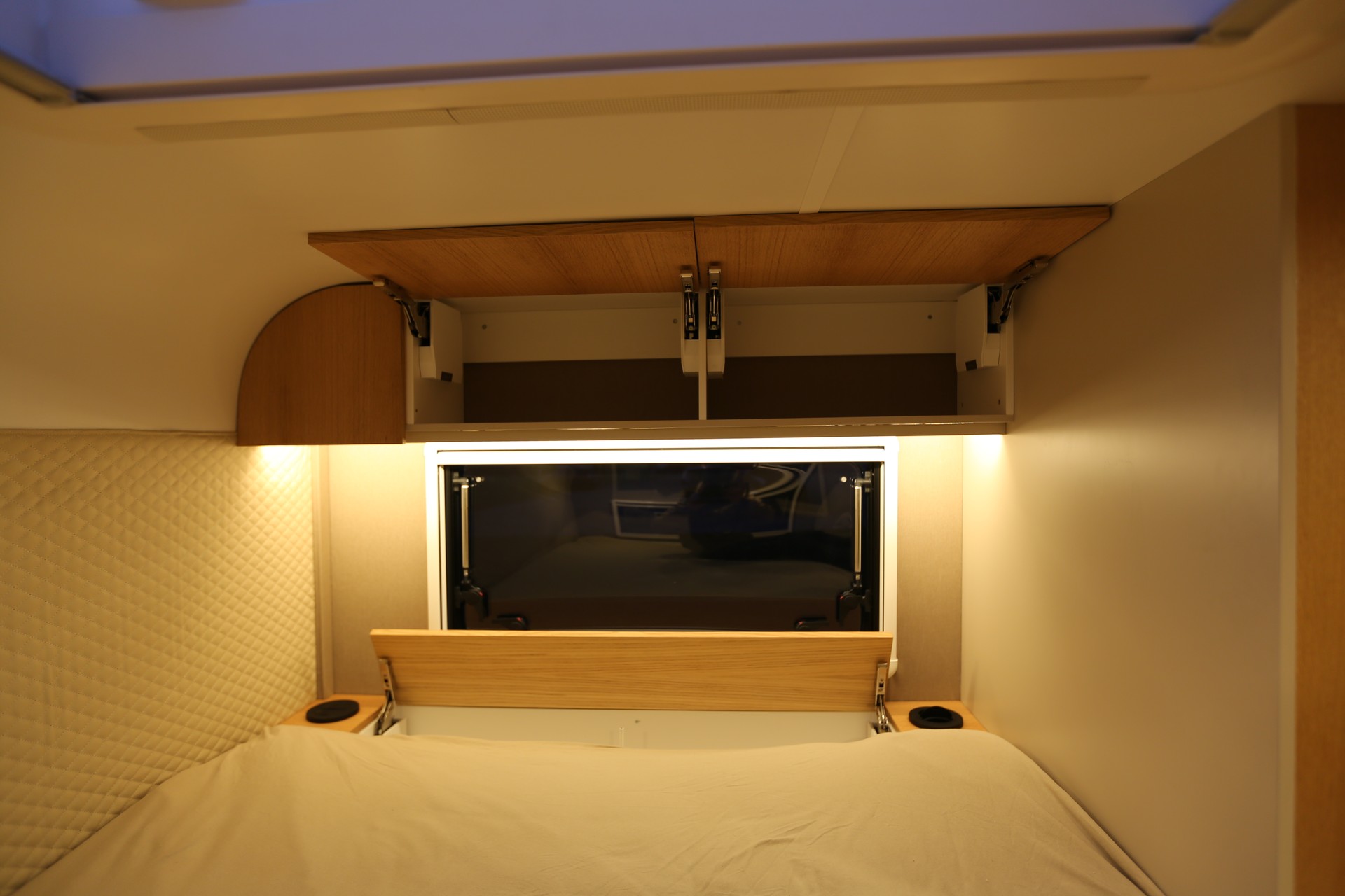 CARADO Einzigartiger autarker Camper-image-7