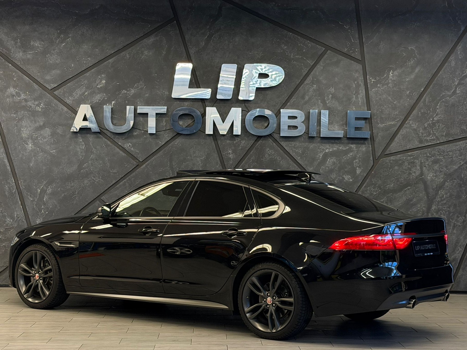 JAGUAR XF 30t 300 Sport AWD-image-7